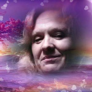 Meet your Posher, Carolyn